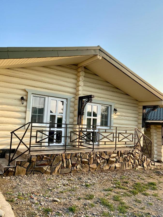 Villa French Town Berehowe Exterior foto